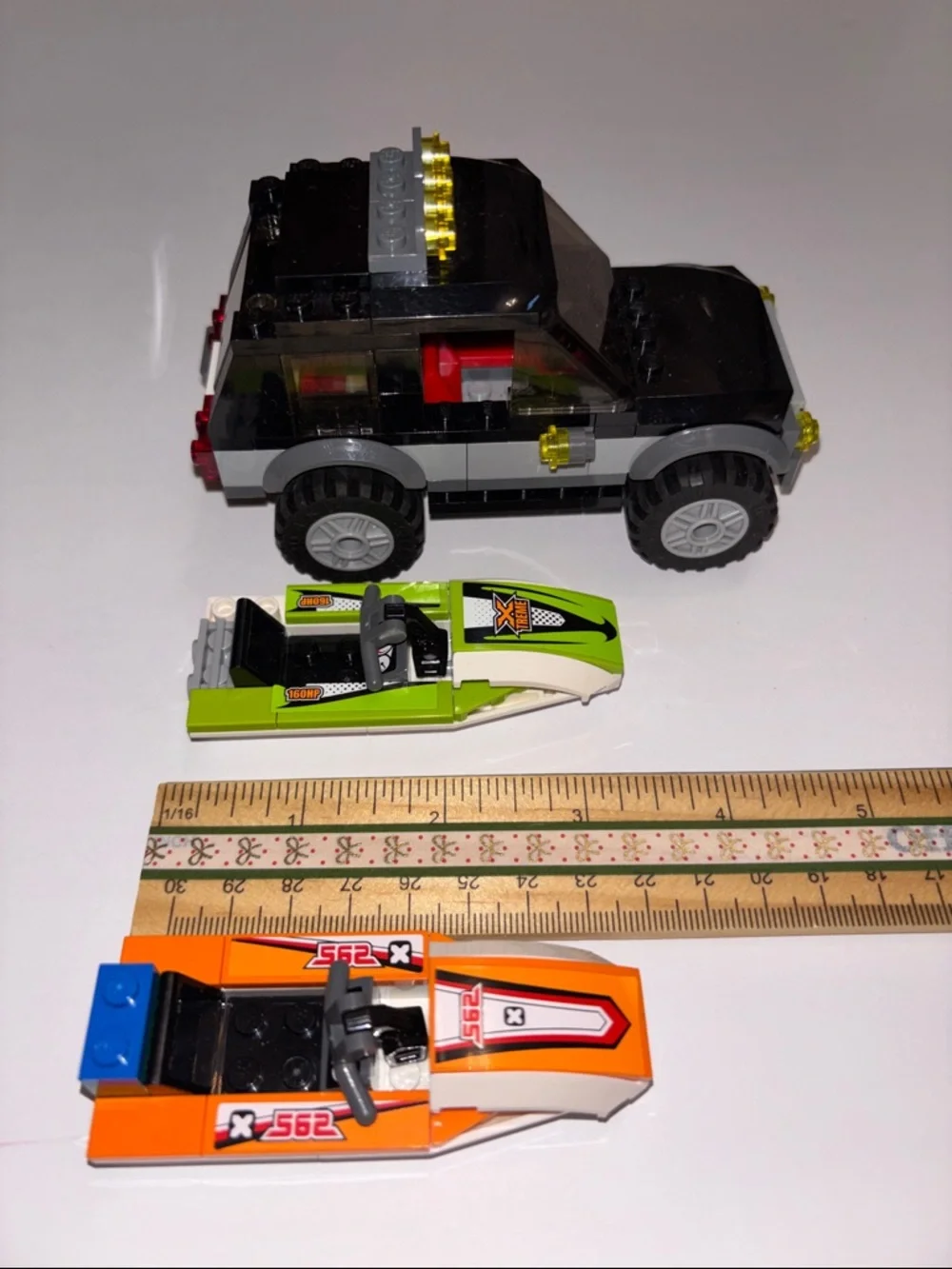 Lego Jet Skis Lego Wave Rider Green LEGO CITY: SUV with Watercraft (60058)
